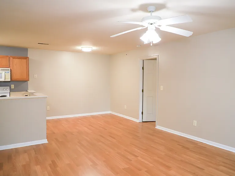 559 Arthur Ct #3 — Photo 2
