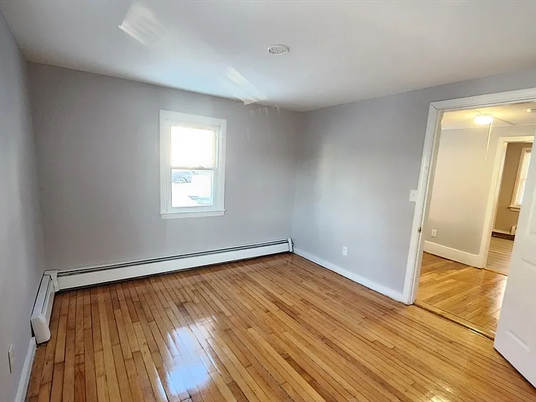 119-121 N Main St #119 — Photo 8