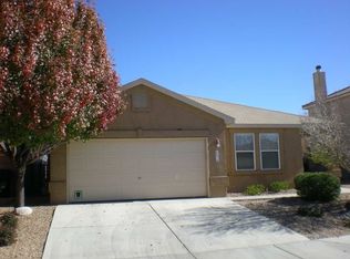 8216 La Milpita St NE, Albuquerque, NM 87113