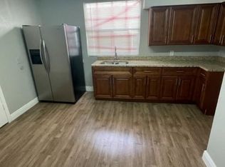 2528 W Cherry St #B, Tampa, FL 33607