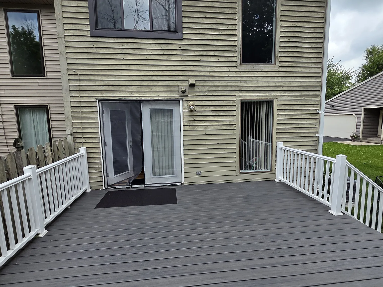 2 bed, 1.5 bath, 1204 sqft, $2,500 — Photo 2