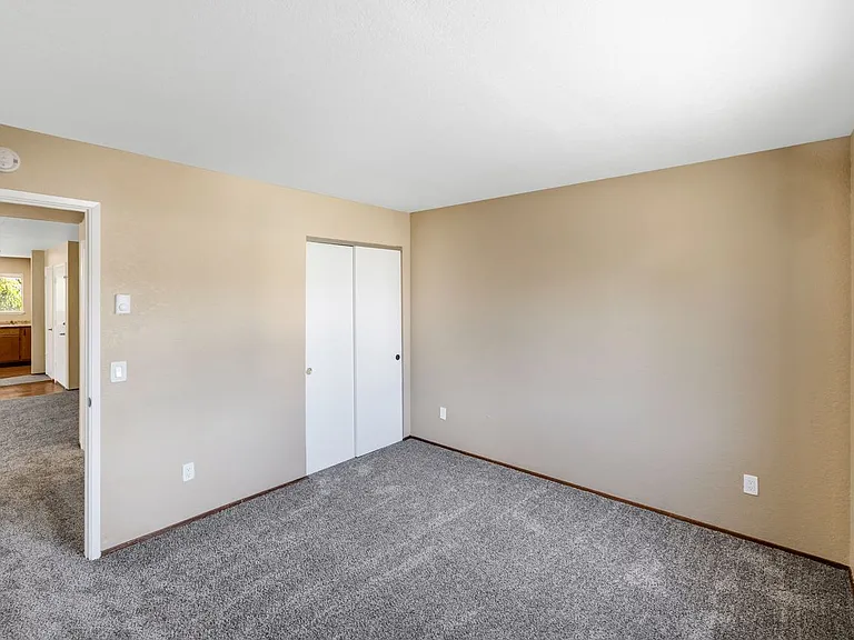 3330 Del Monte Blvd — Photo 22