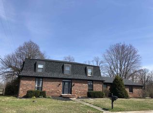 1810 Windwood Dr, Bedford, IN 47421