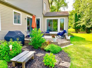 2202 Isle View Dr, Winona Lake, IN 46590