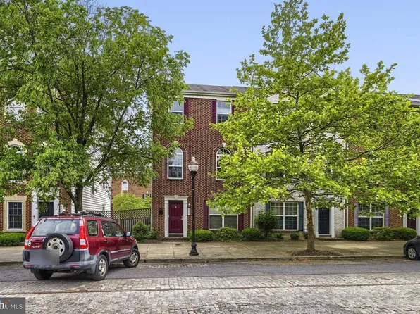 809 McHenry St, Baltimore, MD 21230