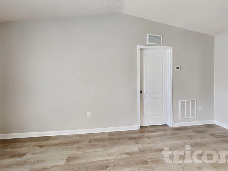45512 Ingleham Cir — Photo 3
