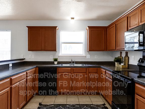 5th image of 2210 Colorado Bnd