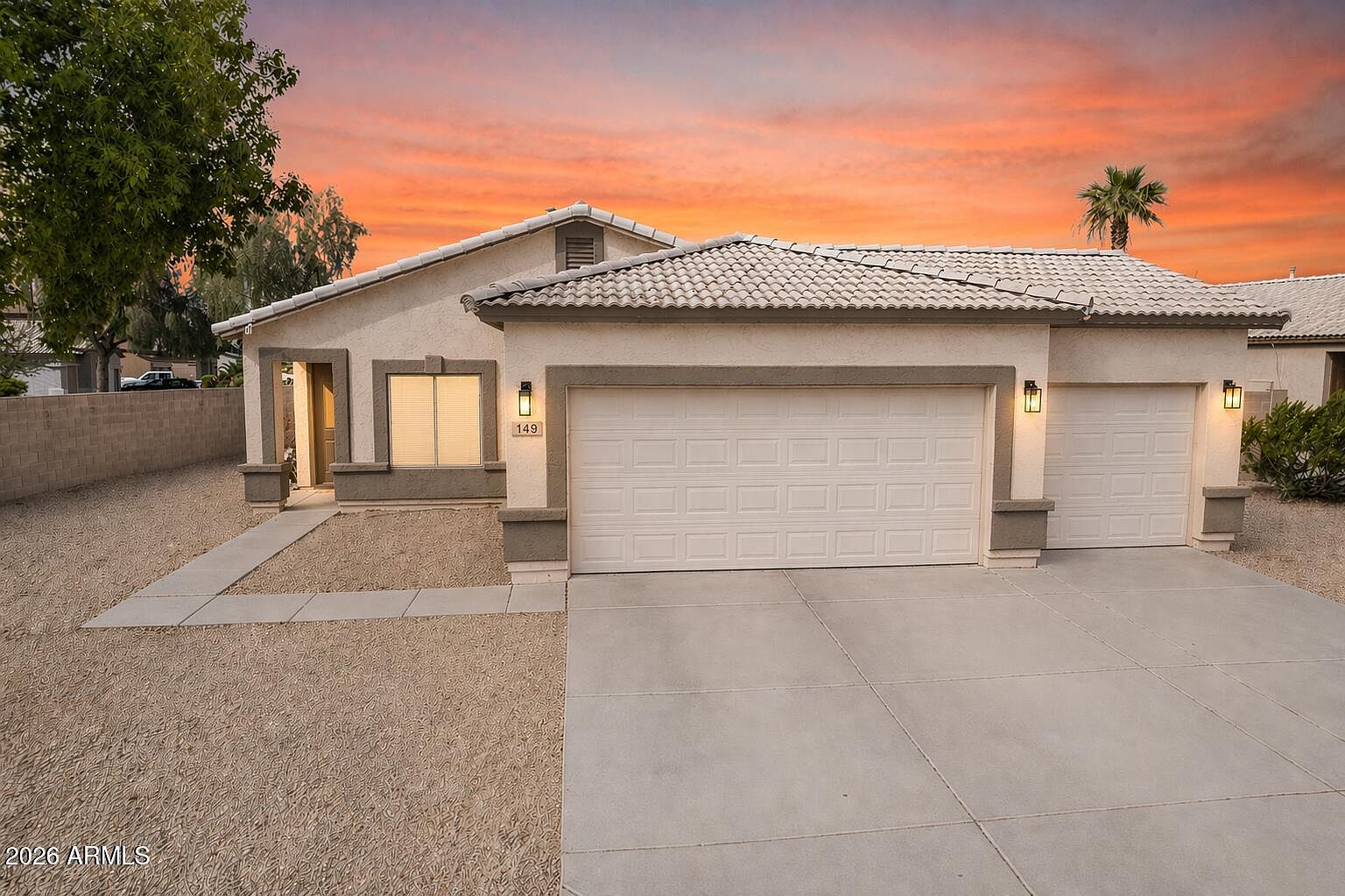 149 E PALOMINO Way