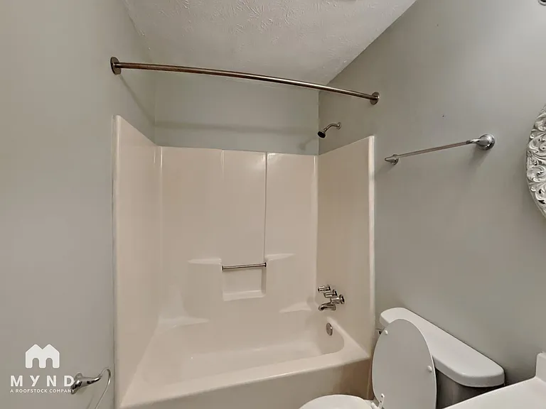 276 Grist Mill Ln — Photo 17