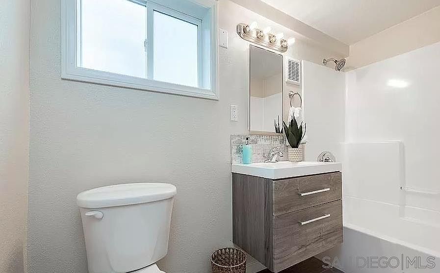 1st image of 1301 Fannin St #3