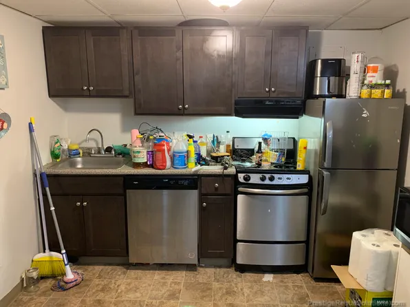 1701 Washington St #1, Braintree, MA 02184