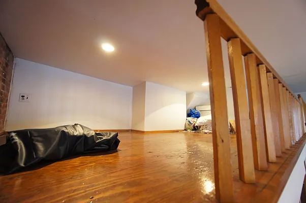 Rented by Compass | media 25