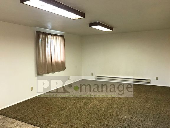 4th image of 588 L St #1/2