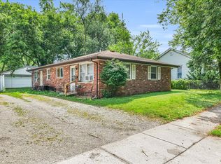 712 S Wabash Ave, Urbana, IL 61801