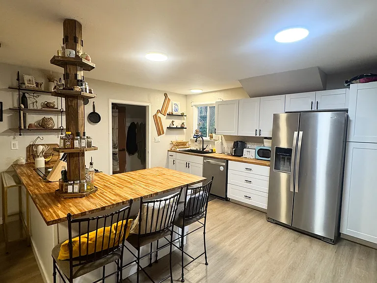 2703 S Cherokee St — Photo 4