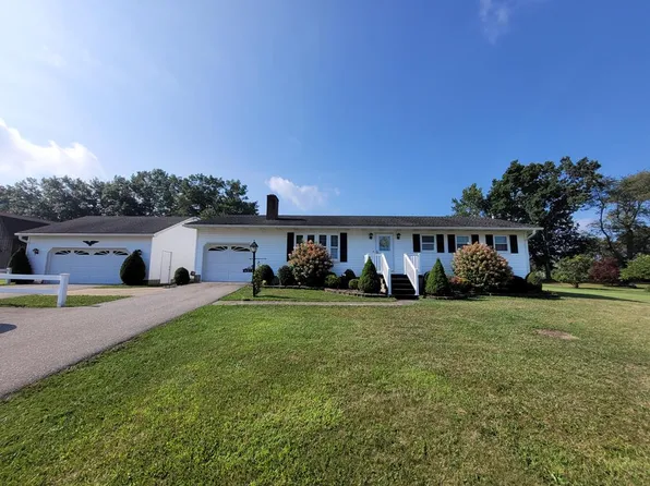 431 E State Rd, Seneca, PA 16346