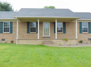 725 Spencer Hamilton Rd, Loretto, KY 40037