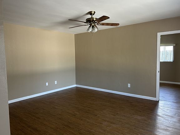 4th image of 3033 E 19th St
