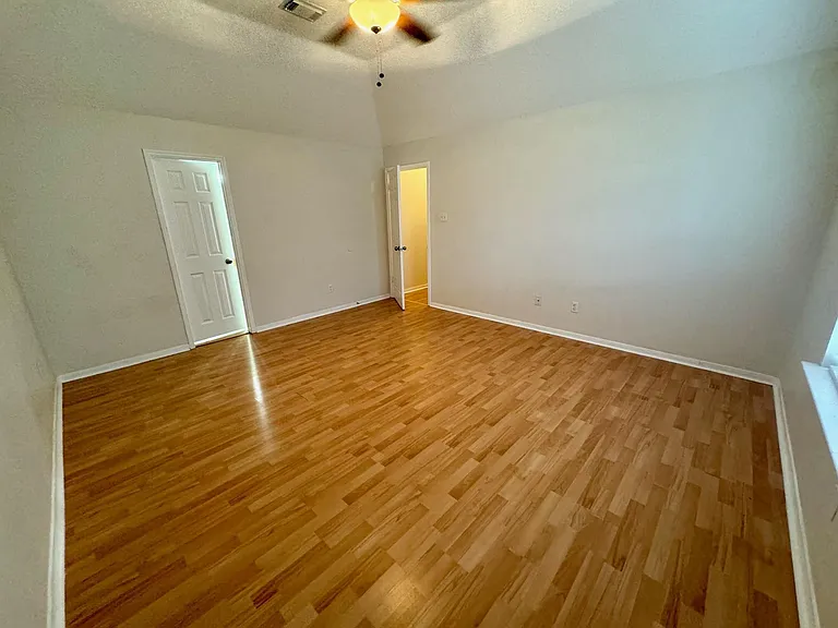 9035 Rippling Fields Dr — Photo 21