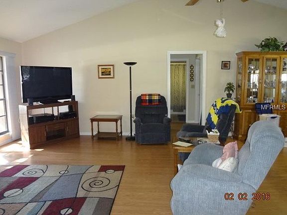 3rd image of 802 S Cedar Knoll Dr