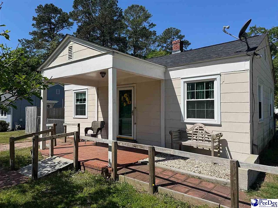 2nd image of 901 S Edisto Dr