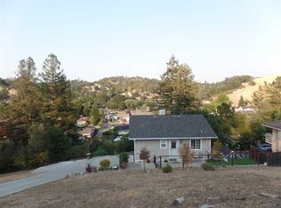80 Solitude Peak Dr, Martinez, CA 94553