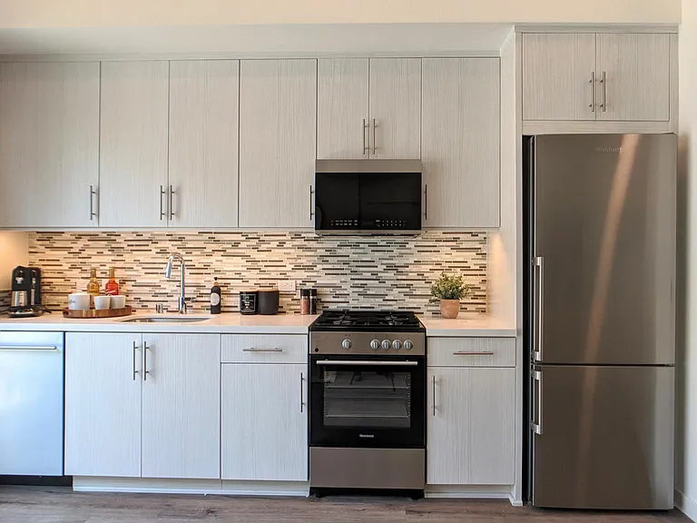 Vantage Mar Vista — Photo 42