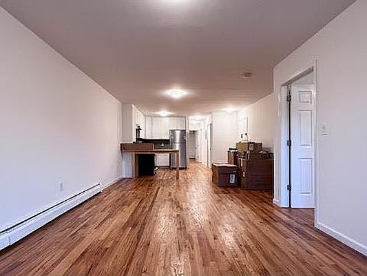 2nd image of 2109 41st St APT 2