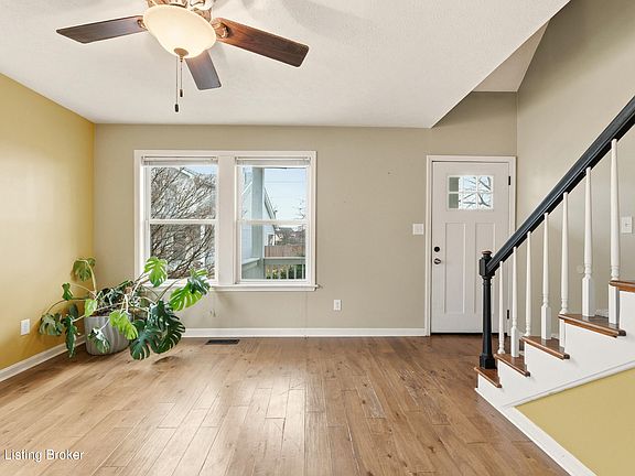 4th image of 812 Goullon Ct