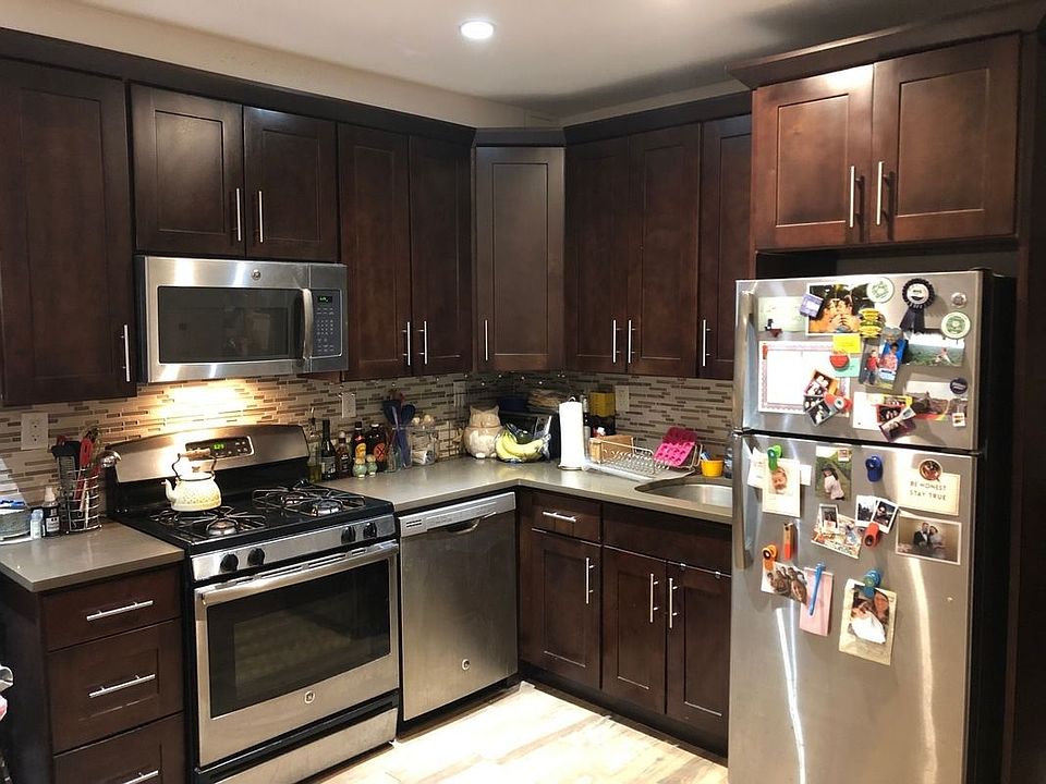 1st image of 3712 31st Ave #5