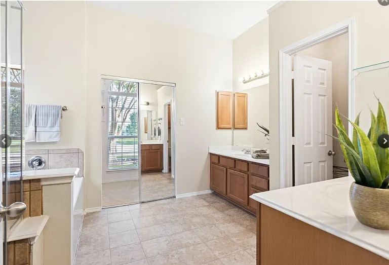 9750 Grassland Dr — Photo 17