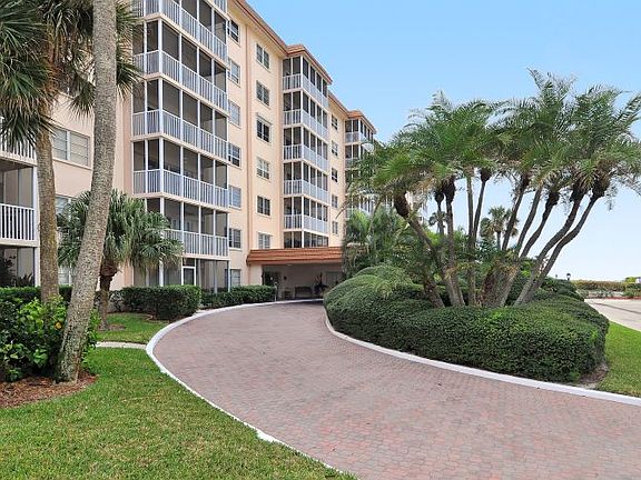 3rd image of 800 Benjamin Franklin Dr Unit 310