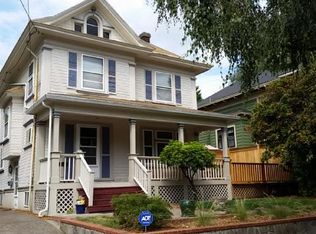 2103 NE Couch St, Portland, OR 97232