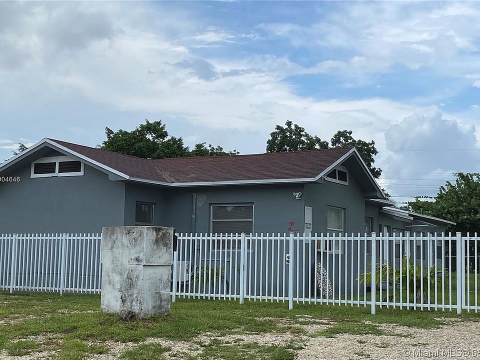 2nd image of 511 NW 133rd St #1