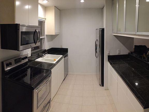 3rd image of 113 Jasmine Ct