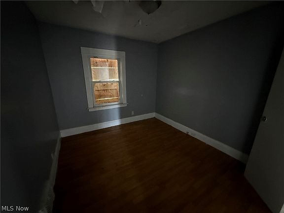 5th image of 2771 E 118th St