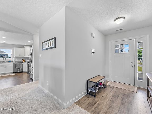 3rd image of 806 Calebs Creek Court