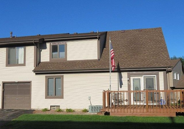 2nd image of 1521 Timberwood Ct #1521