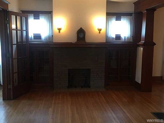 3rd image of 41 Whitfield Ave