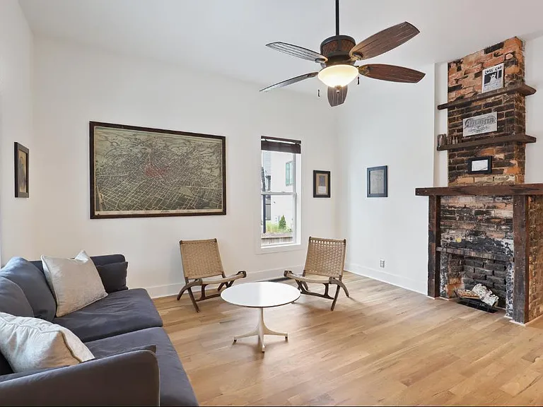 70 Lucy St SE — Photo 3