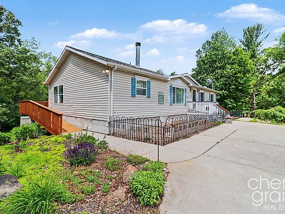 4th image of 4103 170th Ave