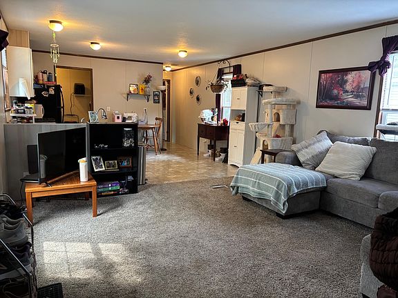 4th image of 5013 Lumberman Ln