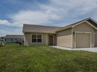 2623 T Dowling Ct, Manhattan, KS 66502