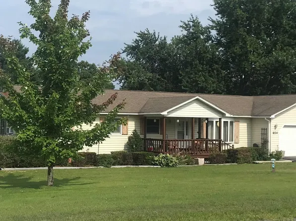 614 Telegraph Rd, Peru, NY 12972