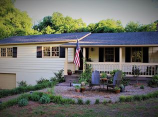 206 Mayflower Dr, Woodstock, GA 30188