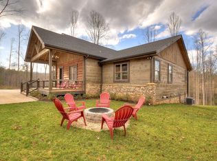 371 Ivy Ridge Ct, Blue Ridge, GA 30513