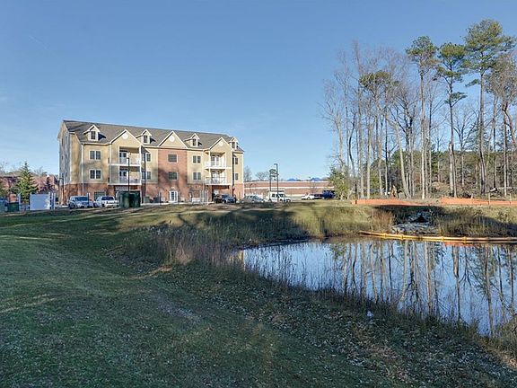 2nd image of 200 Fountains Ln APT 301