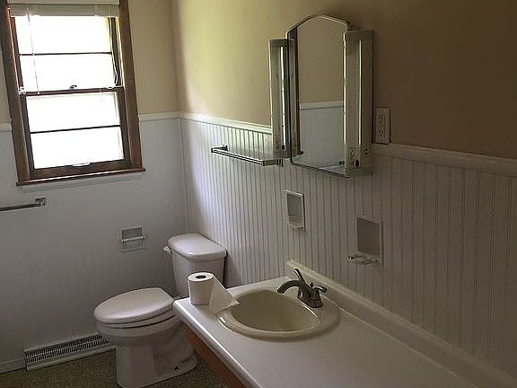 4th image of 3535 S Hays Dr