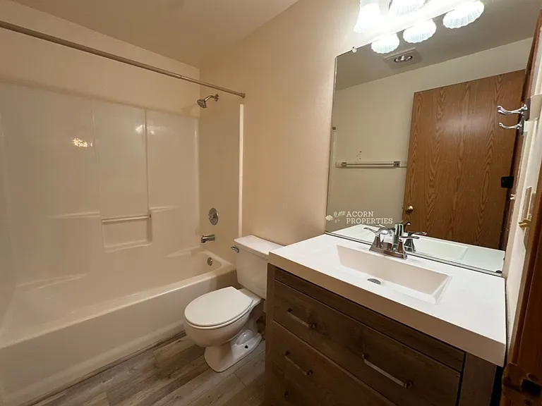730 SE 8th Ave #F102 — Photo 29