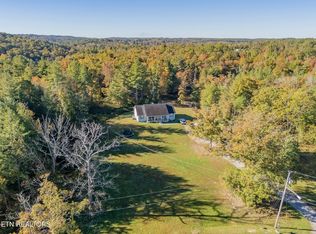 235 Hugh Jones Rd, Sunbright, TN 37872